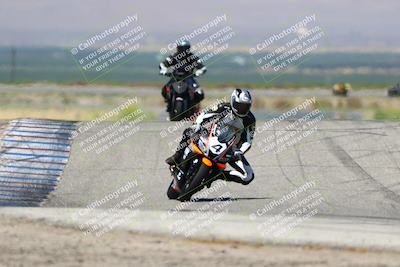 media/May-25-2025-Lets Ride (Sun) [[0ff033e448]]/B Group/1120am (Grapevine)/